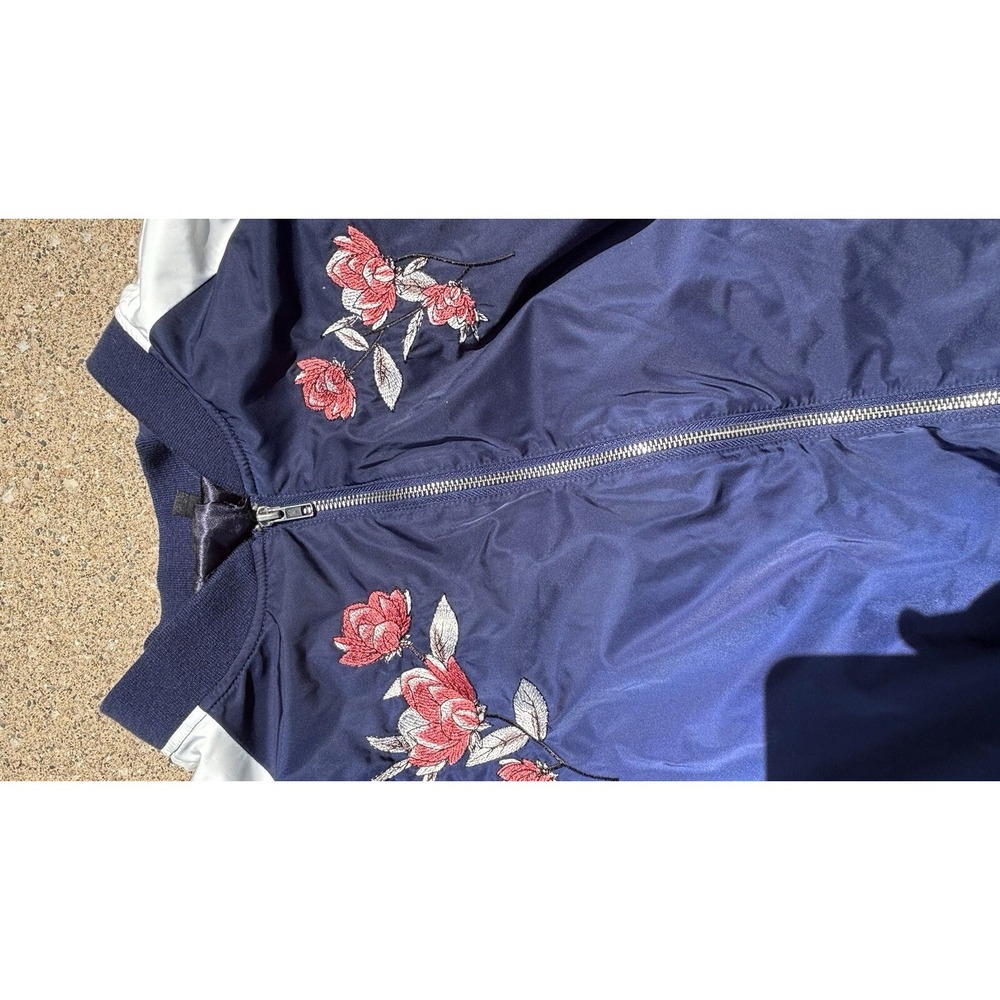 Torrid Floral Bomber Jacket moto boho chic Satin Navy  Sz 3 Embroidered coat - Picture 2 of 5